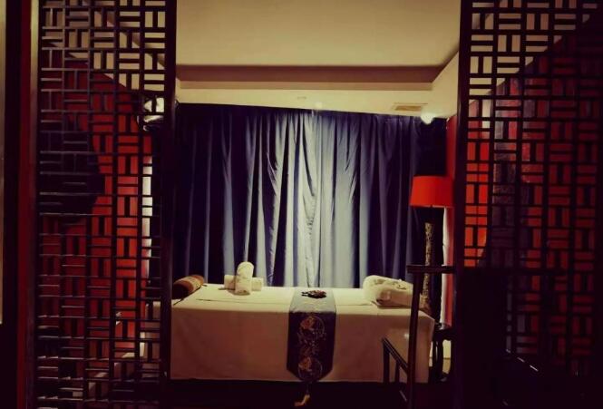 南京浦口区男士桑拿养生：科学排湿排毒，改善男性亚健康体质